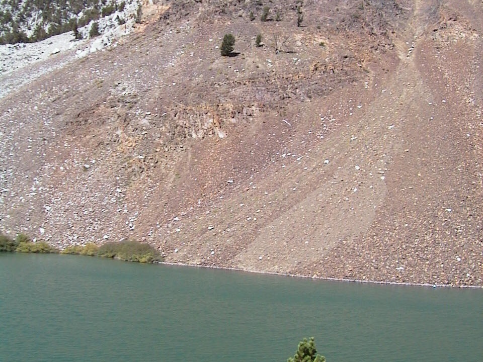 09 Mountain lake