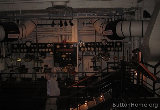 15 QM engine room