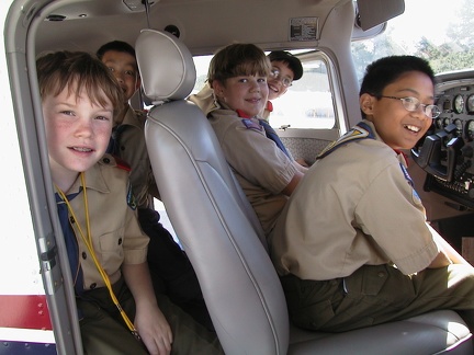 04 Four Scouts in a plane