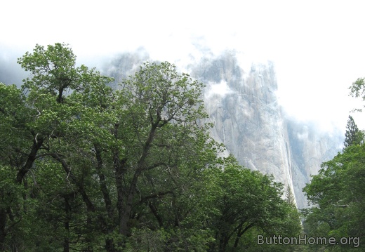 Gloomy Yosemite