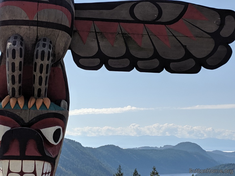 Totem on the north shore
