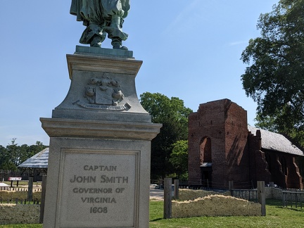 monument to John Smith