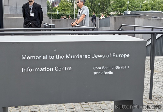Memorial to the Jews
