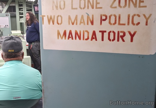 PXL 20250319 201628473