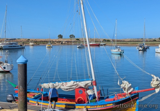 sailor Debbie preps her boat